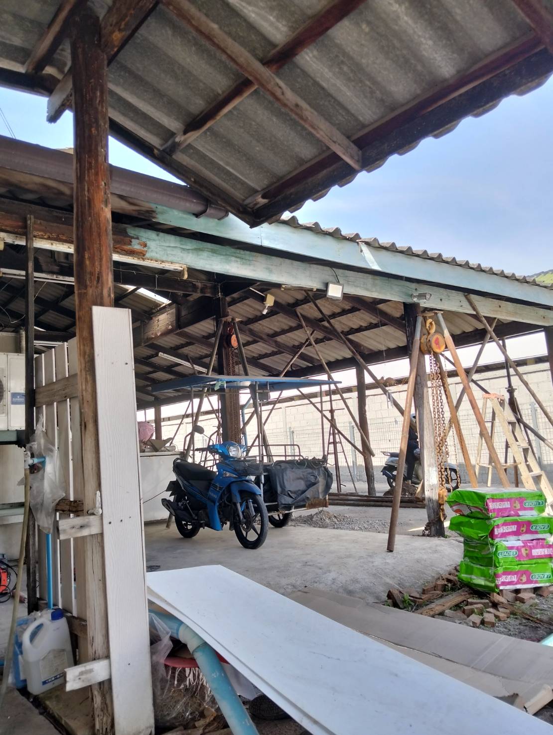 ดีดบ้านไม้ ใต้ถุนสูง - ช่างยศ รับดีดบ้าน ยกบ้าน